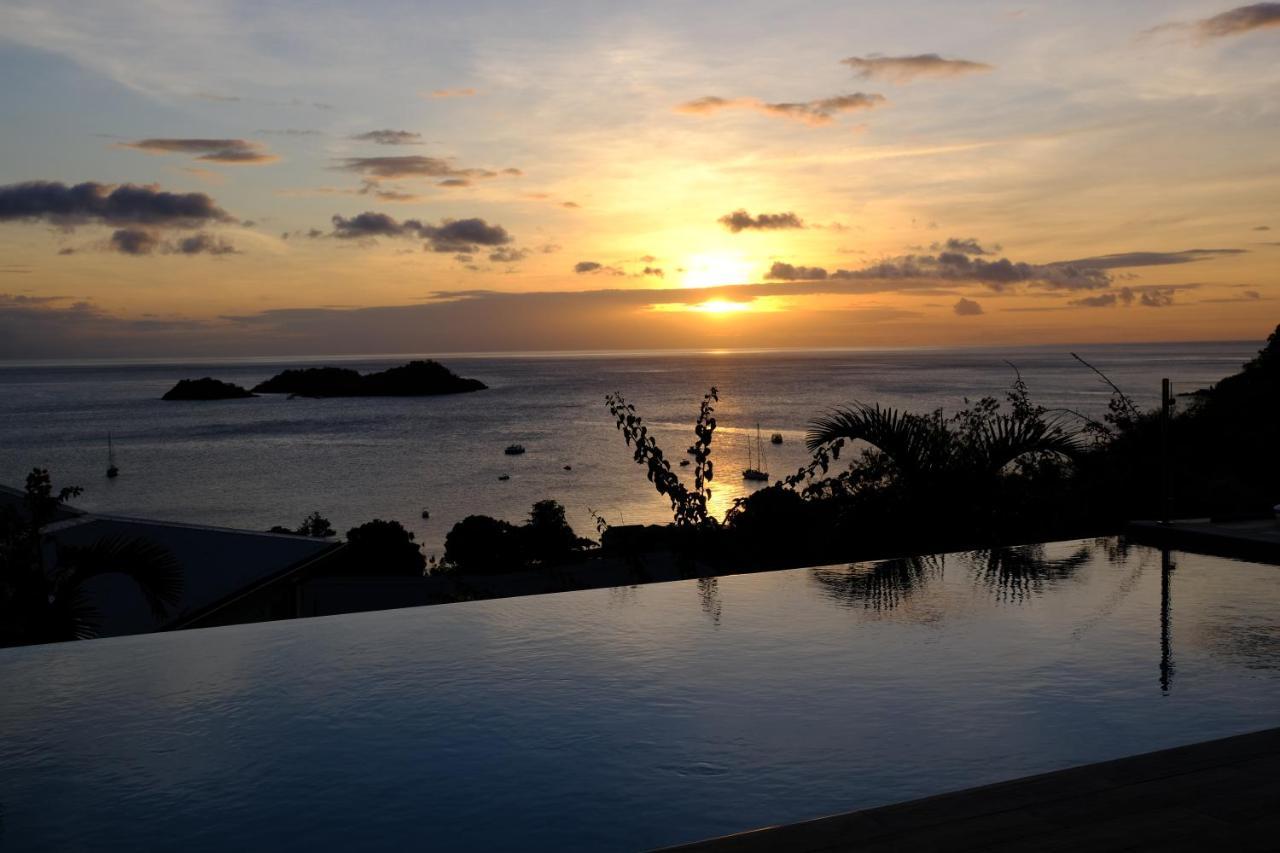 Sunset Palm - Villa Creole Avec Piscine Face Au Coucher De Soleil Et A La Reserve Cousteau Bouillante Bagian luar foto