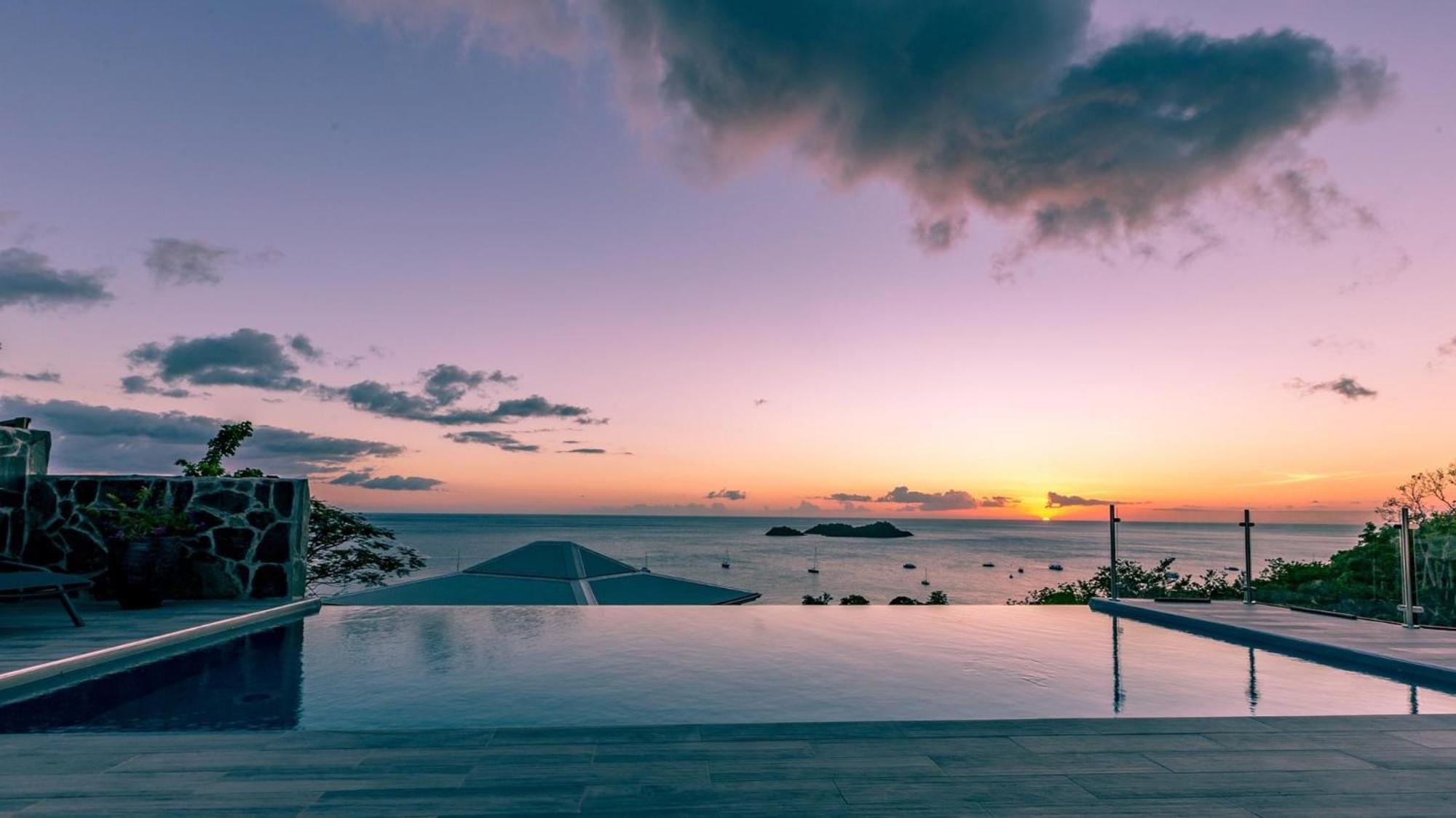 Sunset Palm - Villa Creole Avec Piscine Face Au Coucher De Soleil Et A La Reserve Cousteau Bouillante Bagian luar foto